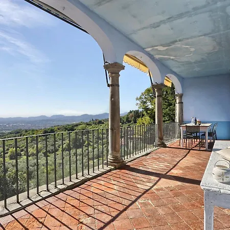 The Monastery Apartment Capannori